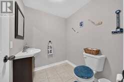 17 GRANTHAM AVENUE S | St. Catharines Ontario | Slide Image Forty-one