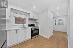 18 ELDERFIELD CRESCENT | Toronto Ontario | Slide Image Twelve