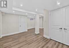 18 ELDERFIELD CRESCENT | Toronto Ontario | Slide Image Thirty