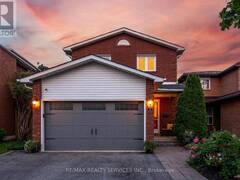 10 VALONIA DRIVE Brampton Ontario, L6V 4J2