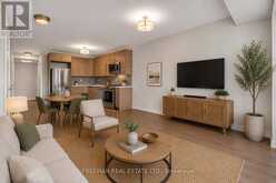 12 ARLINGTON AVENUE | Toronto Ontario | Slide Image Three