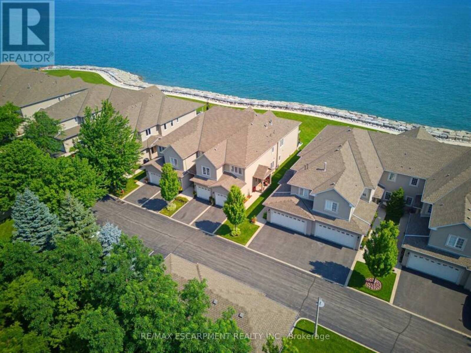 15 - 484 MILLEN ROAD, Hamilton, Ontario L8E 6G4