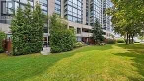 1103 - 20 HARDING BOULEVARD W | Richmond Hill Ontario | Slide Image Forty-seven