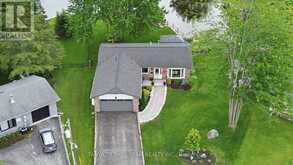 84 TURTLE PATH | Ramara Ontario | Slide Image Three