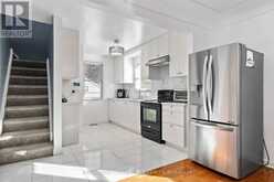 4276 HOWARD AVENUE | Windsor Ontario | Slide Image Twelve