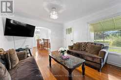 4276 HOWARD AVENUE | Windsor Ontario | Slide Image Nine