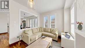 3307 GRANITE GATE | Burlington Ontario | Slide Image Twelve