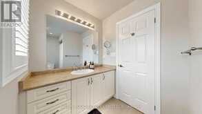 3307 GRANITE GATE | Burlington Ontario | Slide Image Thirty-nine