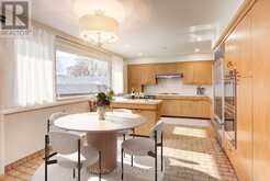 23 RAVENSBOURNE CRESCENT | Toronto Ontario | Slide Image Thirteen