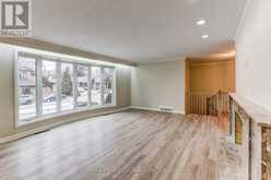 23 RAVENSBOURNE CRESCENT | Toronto Ontario | Slide Image Nine