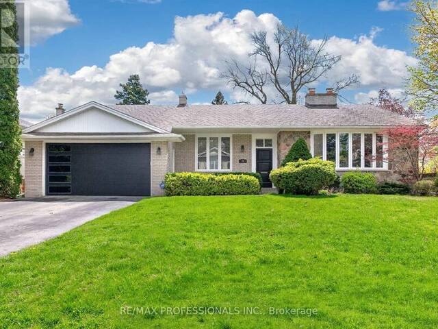 23 RAVENSBOURNE CRESCENT Toronto Ontario, M9A 2A9 - 5 Bedrooms Home For Sale