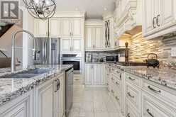 47 VANDERVOORT DRIVE | Richmond Hill Ontario | Slide Image Ten