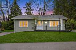 15 CHERRYWOOD LANE | Innisfil Ontario | Slide Image One