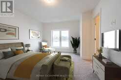16 CLEAR VALLEY LANE | Hamilton Ontario | Slide Image Six
