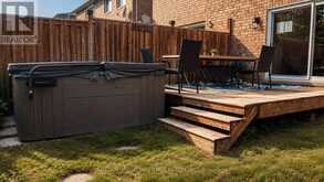 25 LIONS GATE BOULEVARD | Barrie Ontario | Slide Image Seventeen