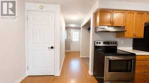 25 LIONS GATE BOULEVARD | Barrie Ontario | Slide Image Two