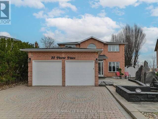 32 PLOVER PLACE Brampton Ontario, L6W 4C4 - 7 Bedrooms Home For Sale