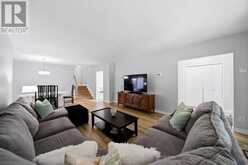 127 REDGRAVE DRIVE | Toronto Ontario | Slide Image Ten