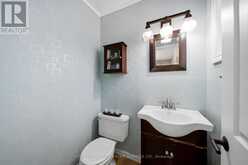 127 REDGRAVE DRIVE | Toronto Ontario | Slide Image Nineteen