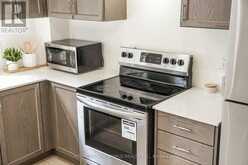99 - 370D RED MAPLE ROAD | Richmond Hill Ontario | Slide Image Twelve