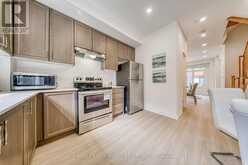 99 - 370D RED MAPLE ROAD | Richmond Hill Ontario | Slide Image Thirteen