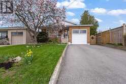 27 LAVINA CRESCENT | Hamilton Ontario | Slide Image One