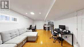 24 CASCADEN STREET | Toronto Ontario | Slide Image Twenty-three