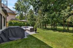 2B FAIRWAY ROAD | Toronto Ontario | Slide Image Forty-nine