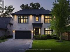 2B FAIRWAY ROAD Toronto Ontario, M9A 5E9