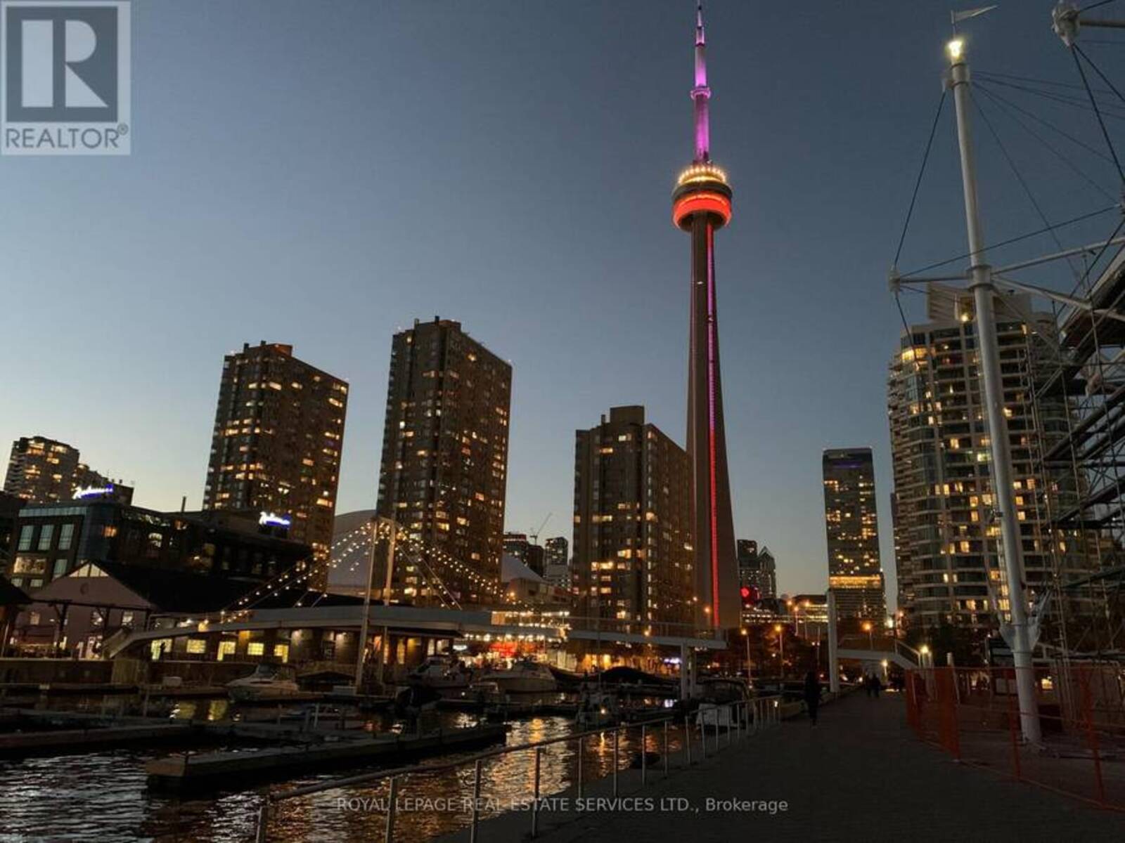 1104 - 250 QUEENS QUAY, Toronto, Ontario M5J 2N2