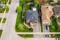 2 HEWITT PLACE | Barrie Ontario | Slide Image Three