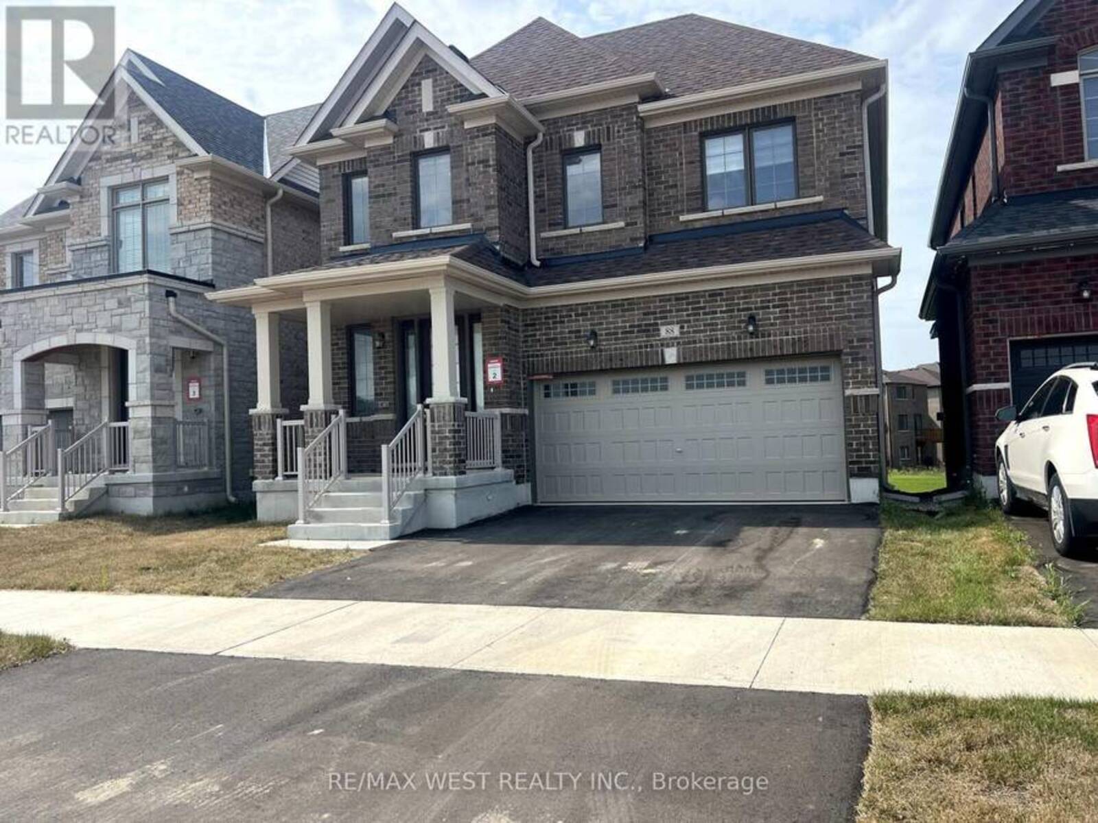 88 STRICKLAND AVENUE, Brantford, Ontario N3T 0X7