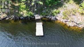 3140 ISLAND 1810 | Honey Harbour Ontario | Slide Image Four