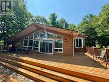 3140 ISLAND 1810 | Honey Harbour Ontario | Slide Image Eight