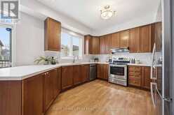 75 ROBERT ATTERSLEY DRIVE E | Whitby Ontario | Slide Image Fifteen