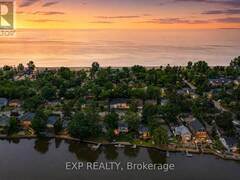 256 OLD MOSLEY STREET Wasaga Beach Ontario, L9Z 2J2