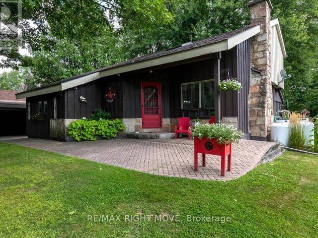 1032 COWBELL LANE Gravenhurst Ontario, P0E 1N0 - 4 Bedrooms Waterfront Home For sale