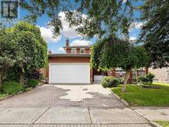 117 AMBERCROFT BOULEVARD N Toronto Ontario, M1W 3K8