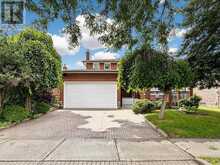 117 AMBERCROFT BOULEVARD | Toronto Ontario | Slide Image One