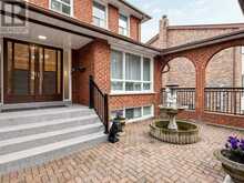 117 AMBERCROFT BOULEVARD | Toronto Ontario | Slide Image Two