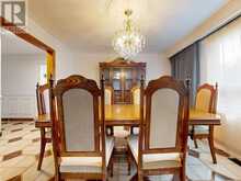 117 AMBERCROFT BOULEVARD | Toronto Ontario | Slide Image Nine