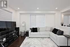 145 FENCHURCH MANOR | Barrie Ontario | Slide Image Sixteen