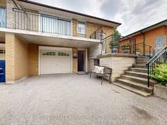 57 HUCKNALL ROAD Toronto Ontario, M3J 1W1