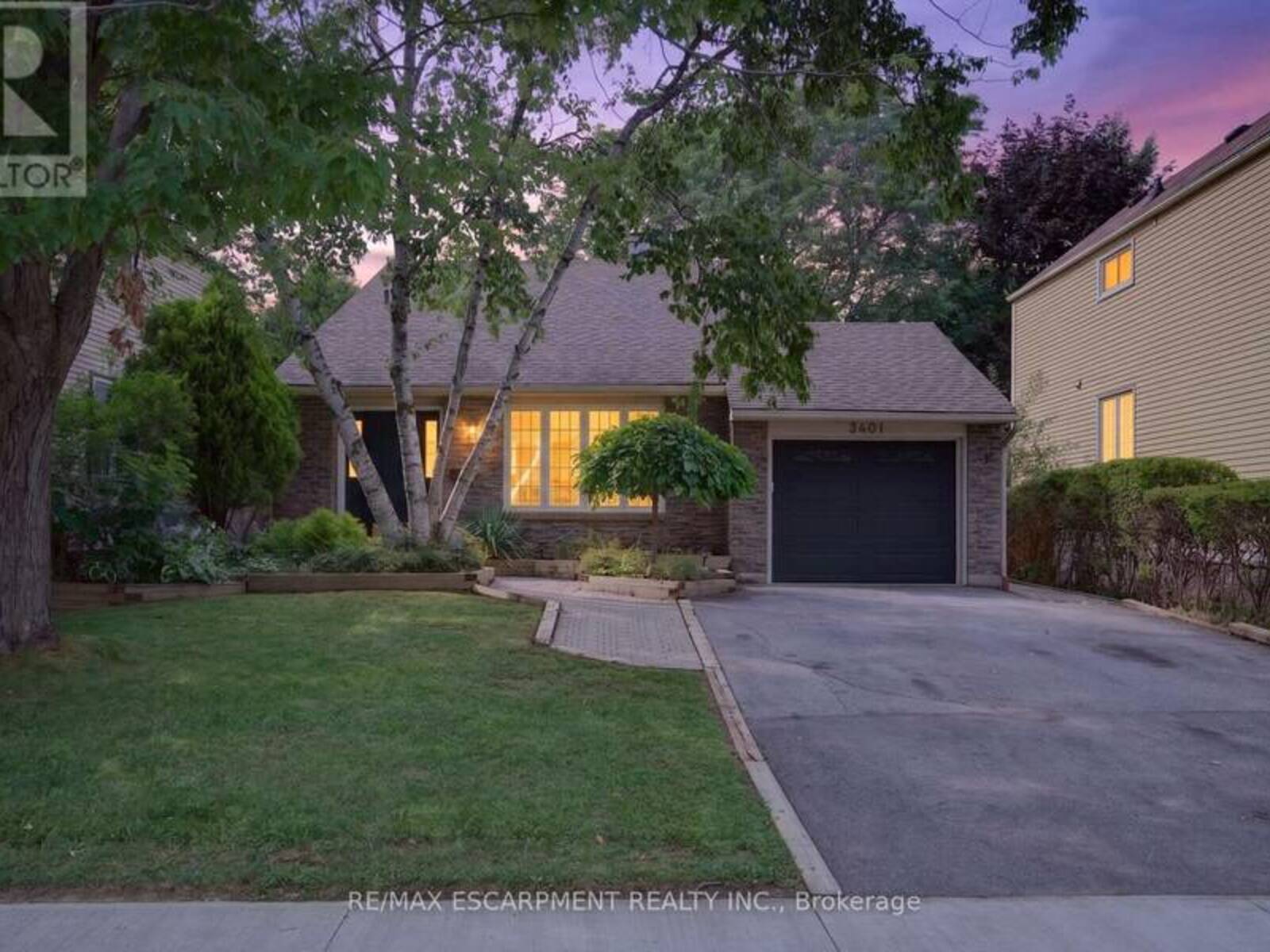 3401 ROCKWOOD DRIVE, Burlington, Ontario L7N 3H6