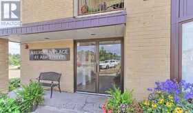402 - 41 ASH STREET | Uxbridge Ontario | Slide Image Two