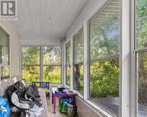 23983 WEIRS SIDE ROAD | Georgina Ontario | Slide Image Nineteen