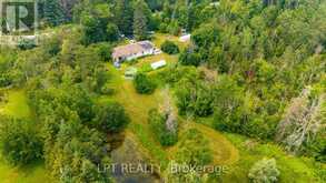 23983 WEIRS SIDE ROAD | Georgina Ontario | Slide Image Three