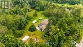 23983 WEIRS SIDE ROAD | Georgina Ontario | Slide Image Five