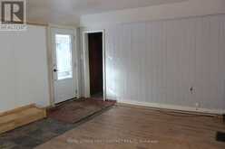 47 RIVERSIDE DRIVE | Haliburton Ontario | Slide Image Five