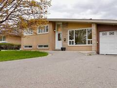 15 ATHLONE AVENUE Brampton Ontario, L6T 2N5